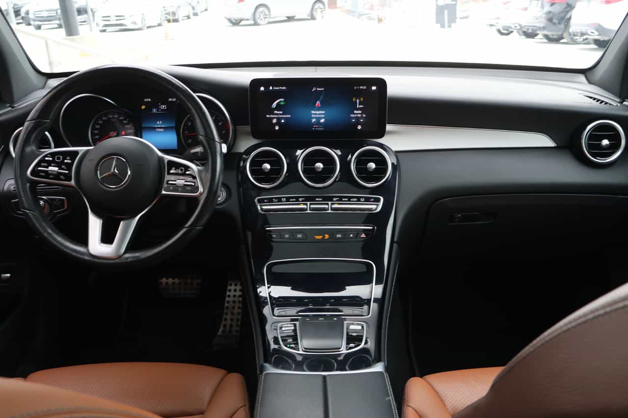 2021 Mercedes-Benz GLC GLC300 - Image 17