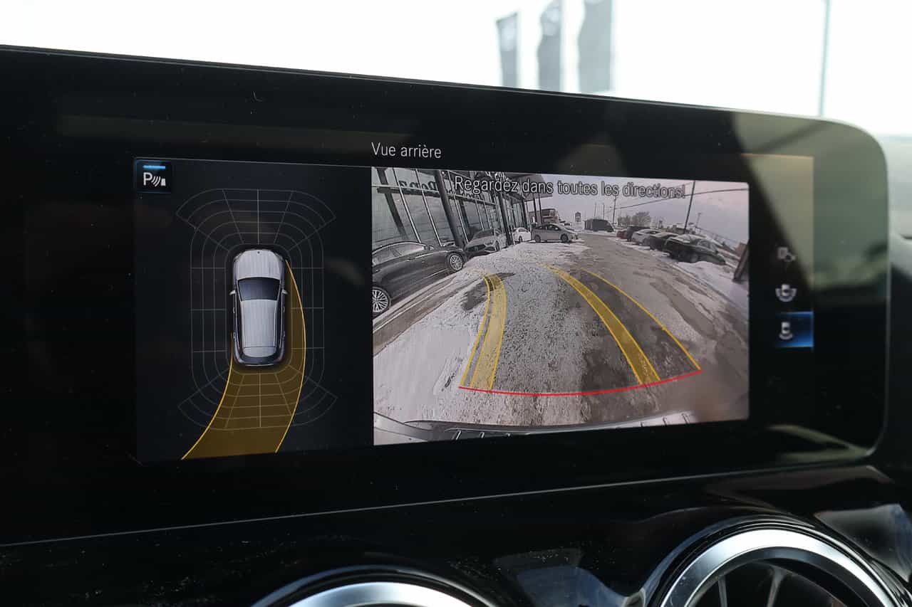 2023 Mercedes-Benz GLA GLA250 - Image 24