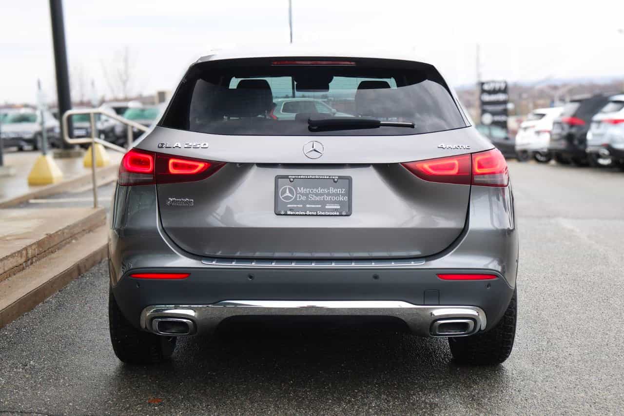 2023 Mercedes-Benz GLA GLA250 - Image 9