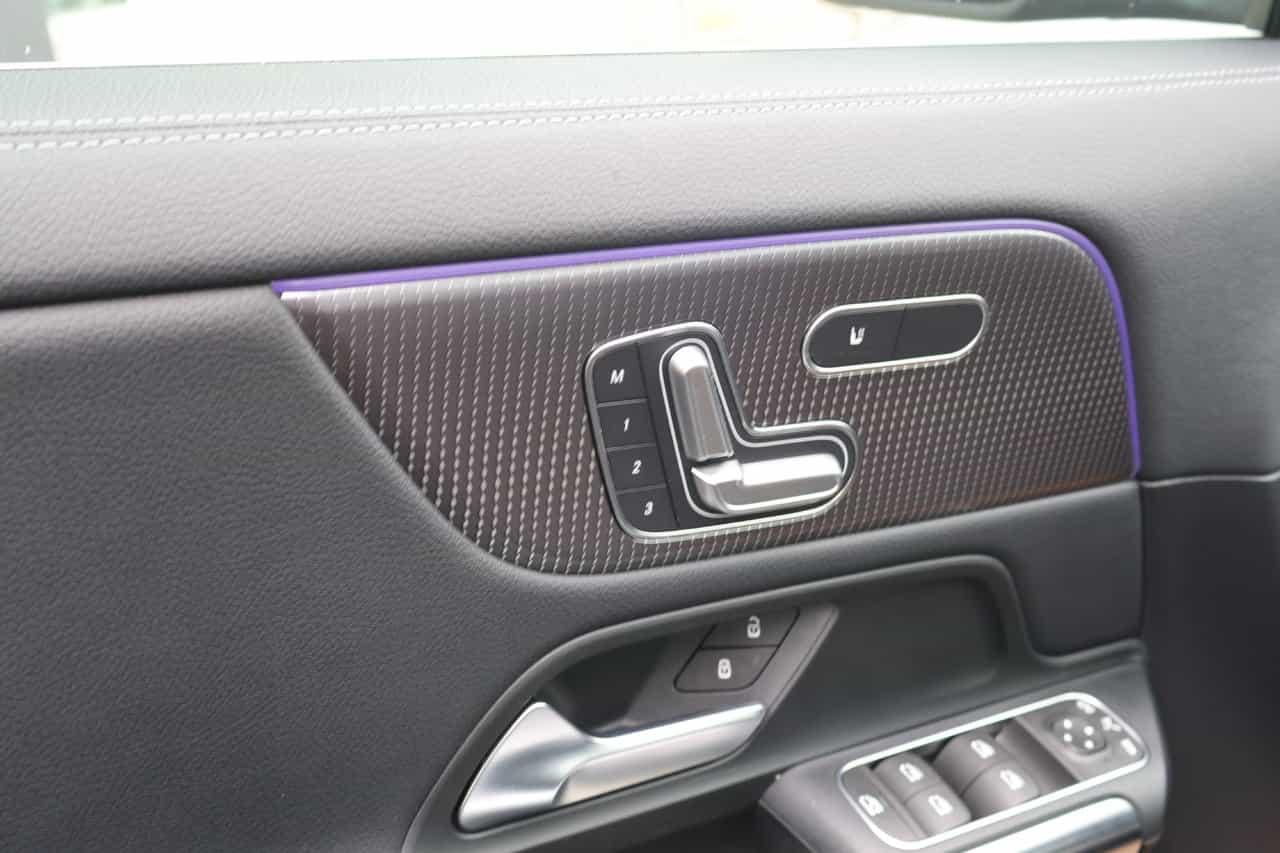 2023 Mercedes-Benz GLA GLA250 - Image 12