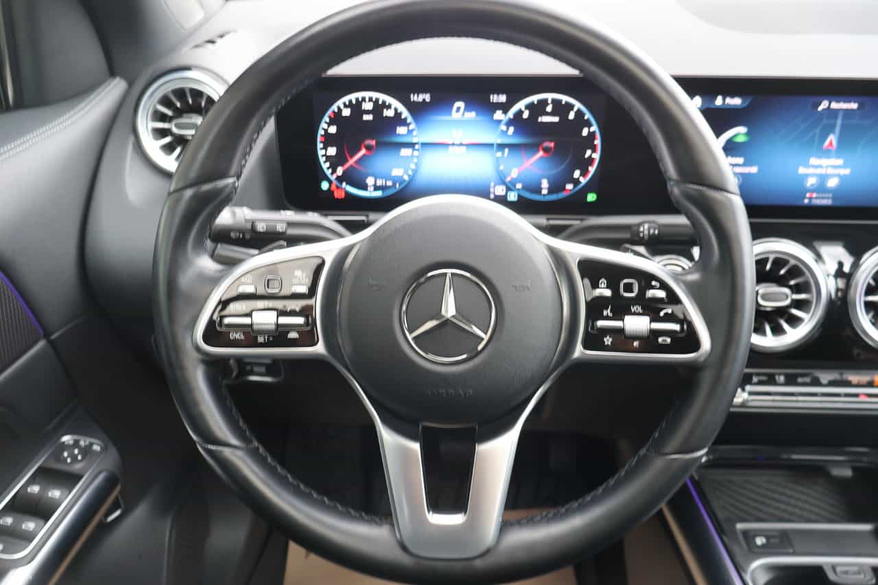 2023 Mercedes-Benz GLA GLA250 - Image 16