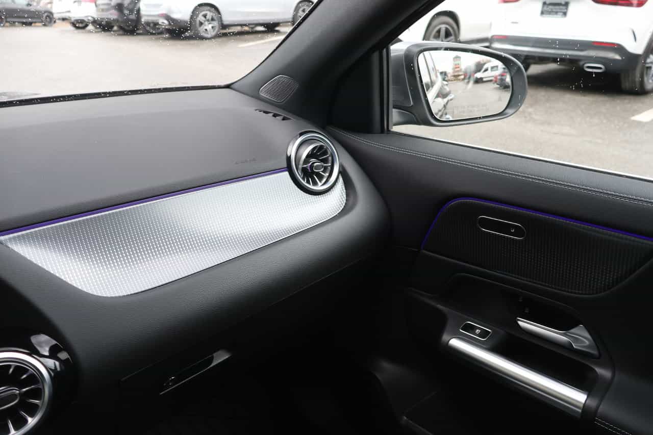 2023 Mercedes-Benz GLA GLA250 - Image 17