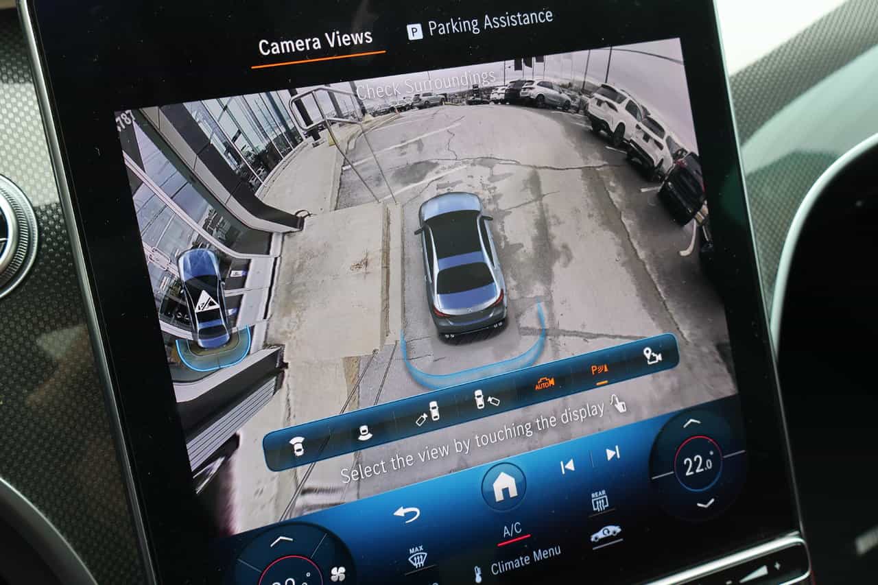 2023 Mercedes-Benz C-Class C43 AMG - Image 23