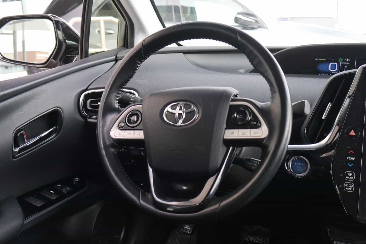 Image 2 Toyota Prius Prime 2019