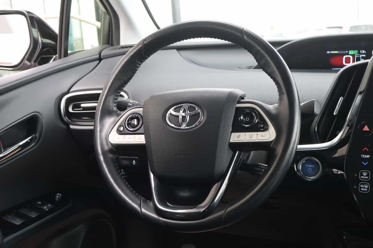 2019 Toyota Prius Prime - Image 2