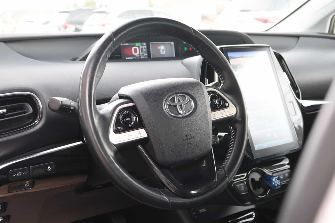 2019 Toyota Prius Prime - Image 11