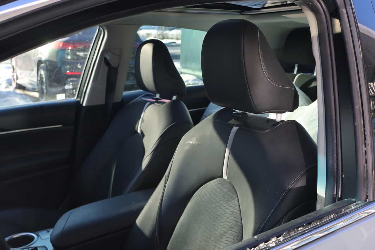 Image 3 Toyota Camry XSE 2018