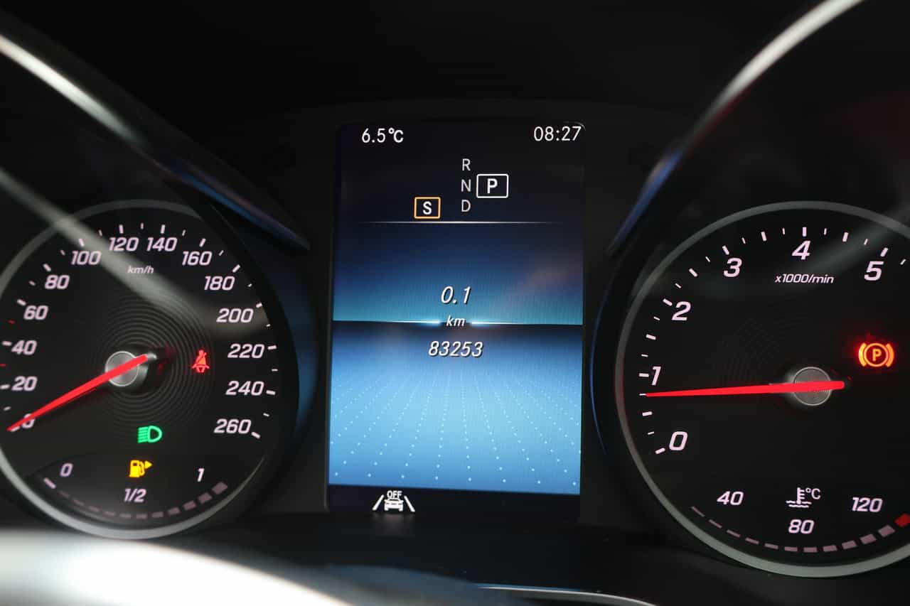 Image 23 Mercedes-Benz GLC-Class GLC300 2023