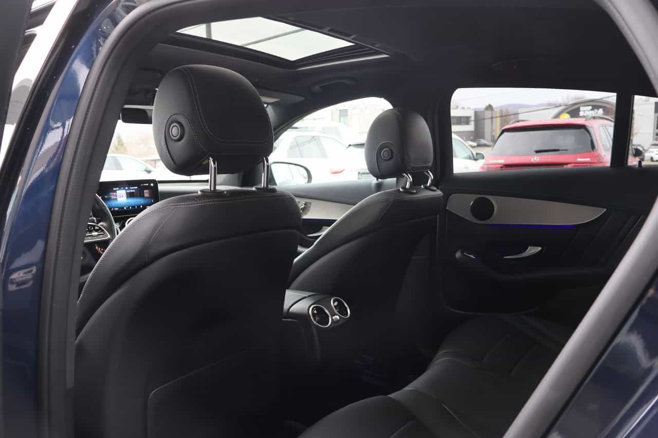 2023 Mercedes-Benz GLC GLC300 - Image 14