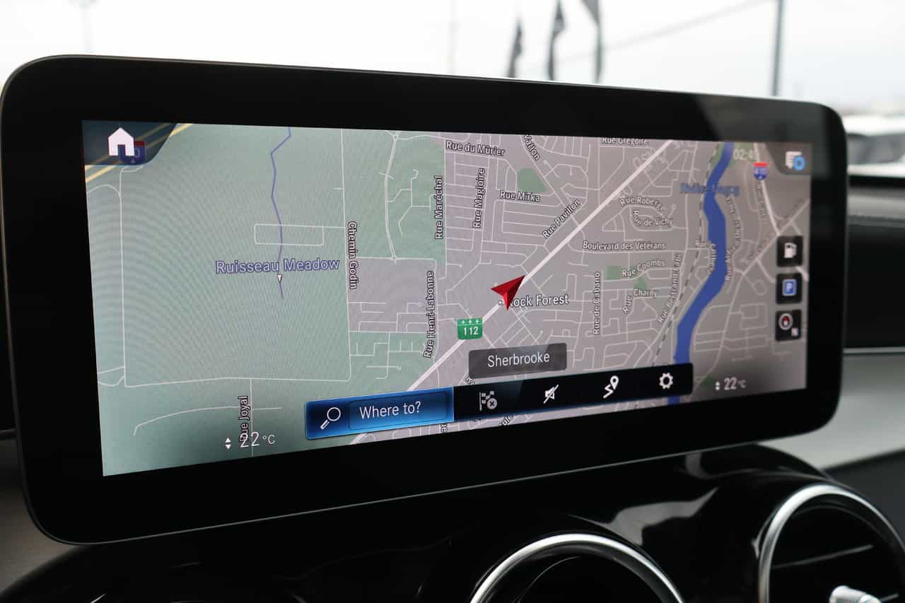 2023 Mercedes-Benz GLC GLC300 - Image 19