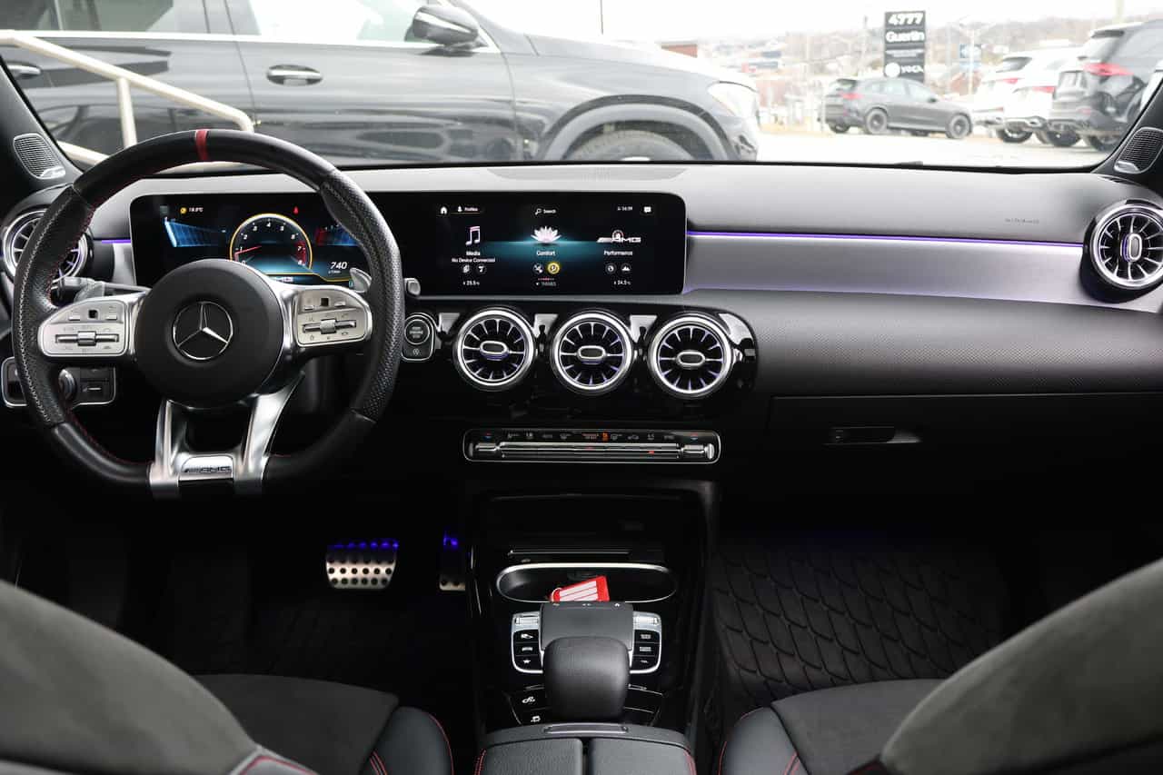 2020 Mercedes-Benz A-Class A35 AMG - Image 17