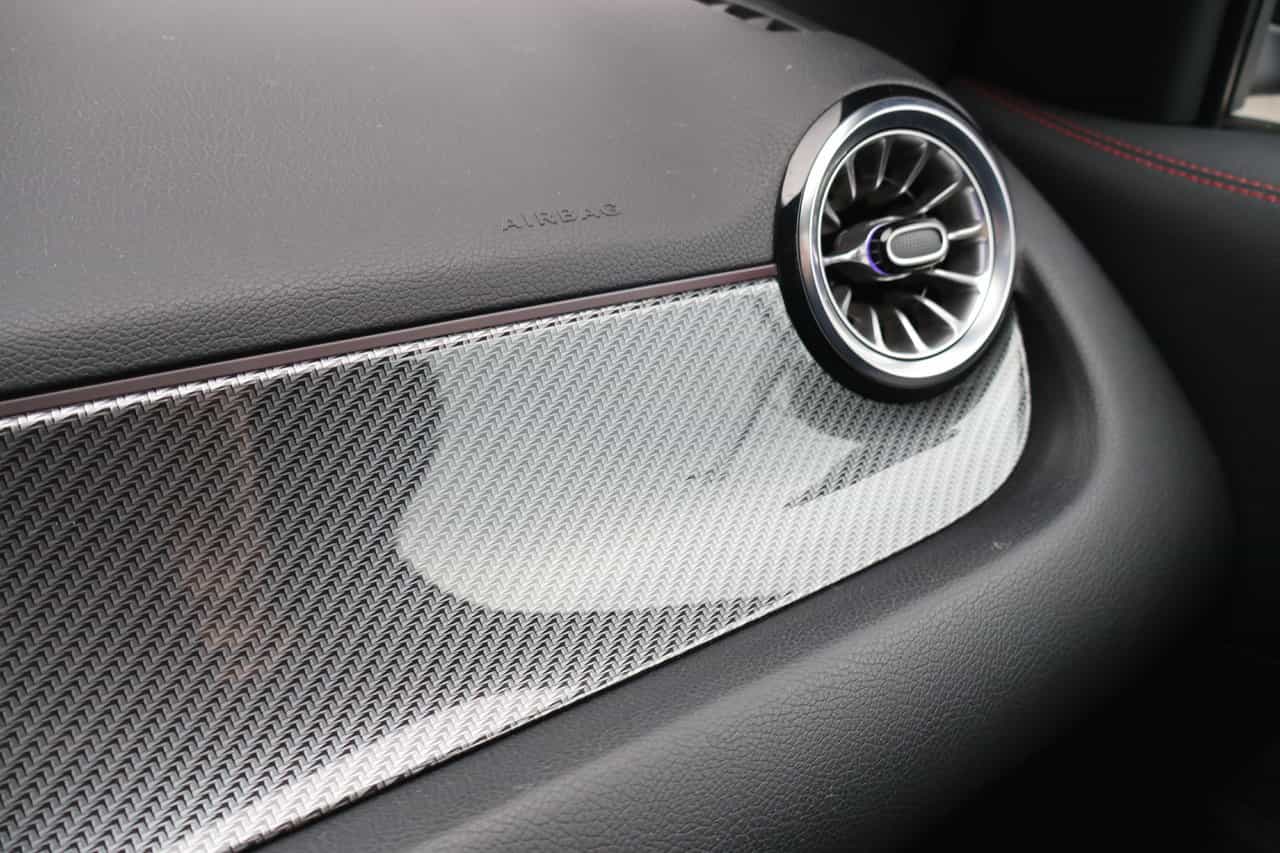 2022 Mercedes-Benz GLA GLA250 - Image 19