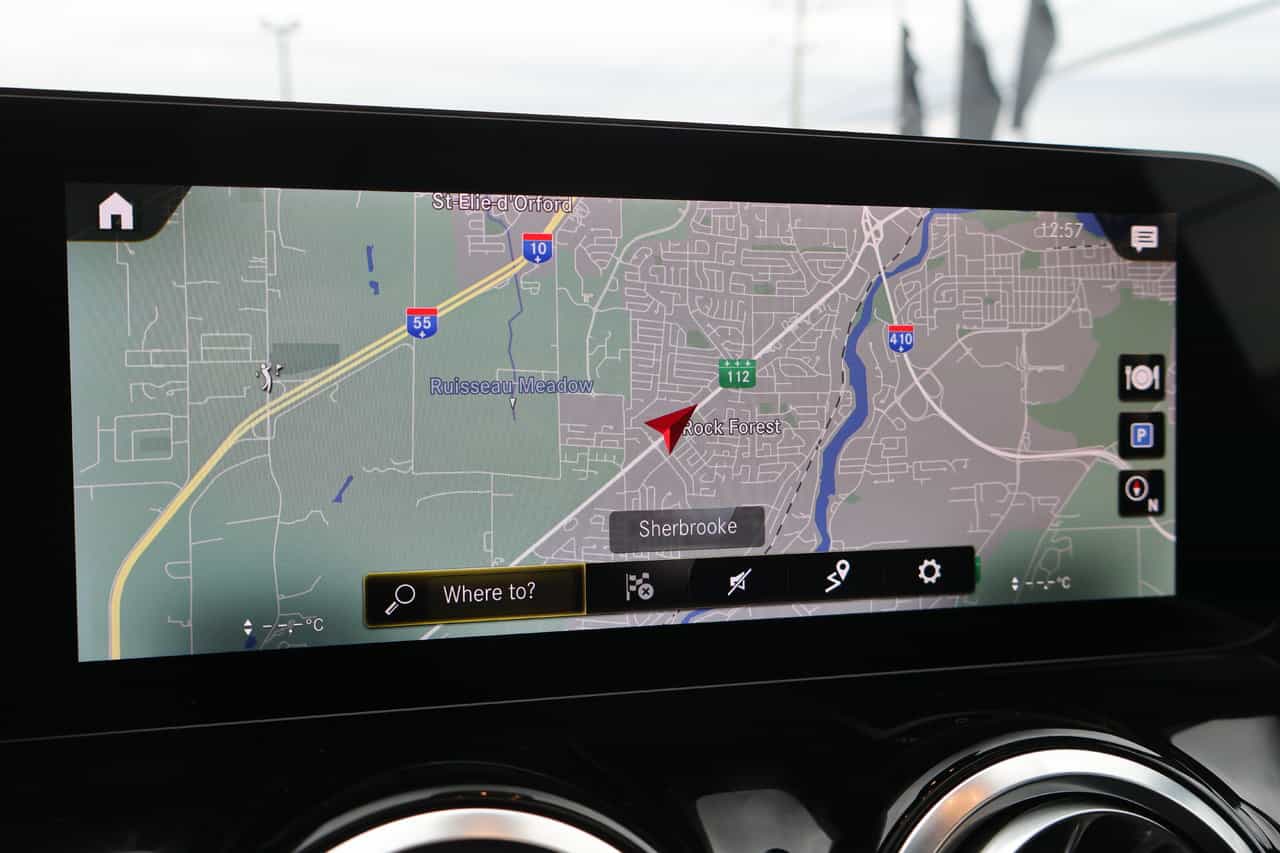 2022 Mercedes-Benz GLA GLA250 - Image 21