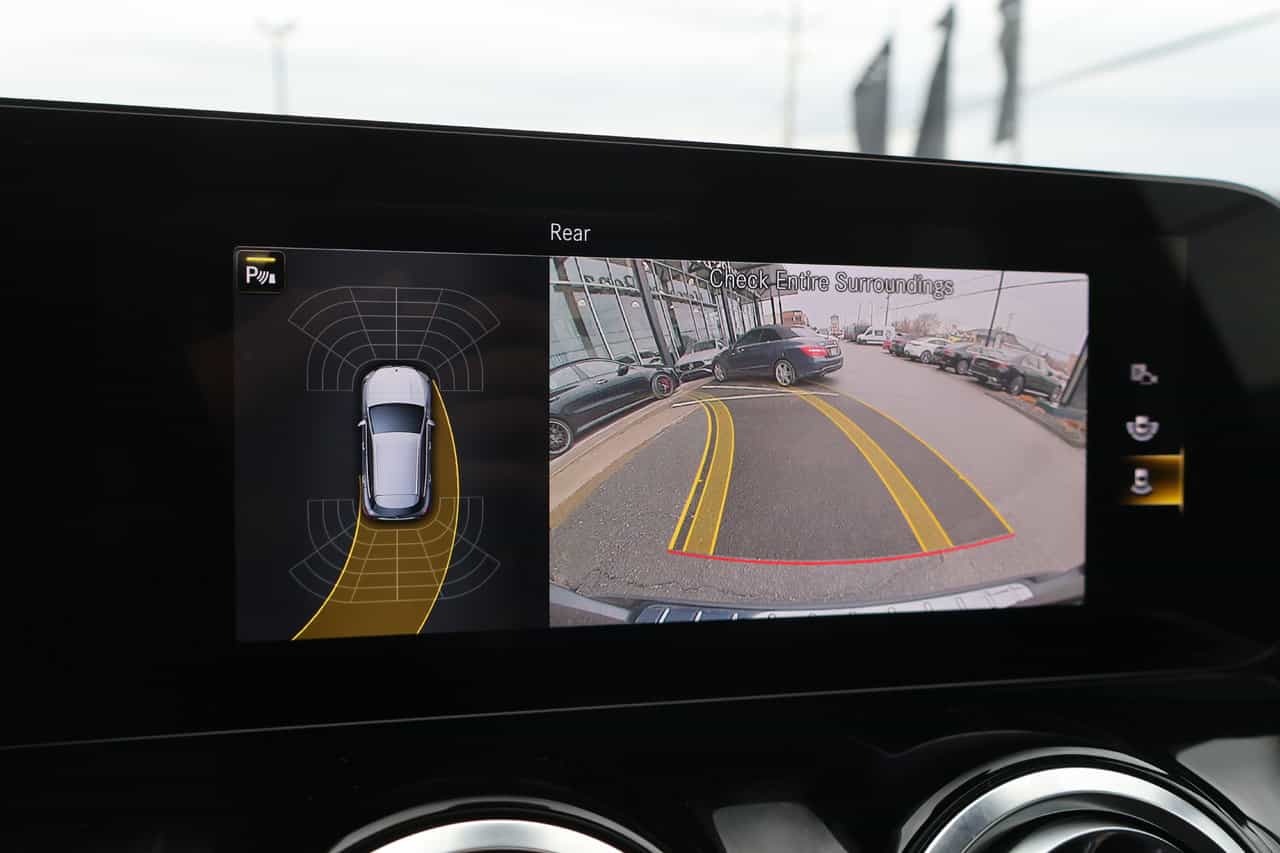 2022 Mercedes-Benz GLA GLA250 - Image 25