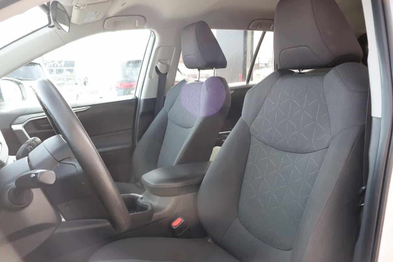 Image 11 Toyota Rav4 LE 2024