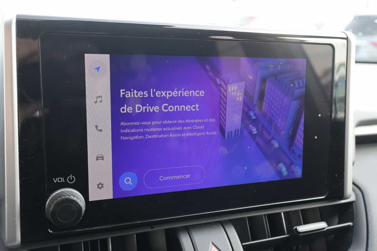 2024 Toyota Rav4 LE - Image 18