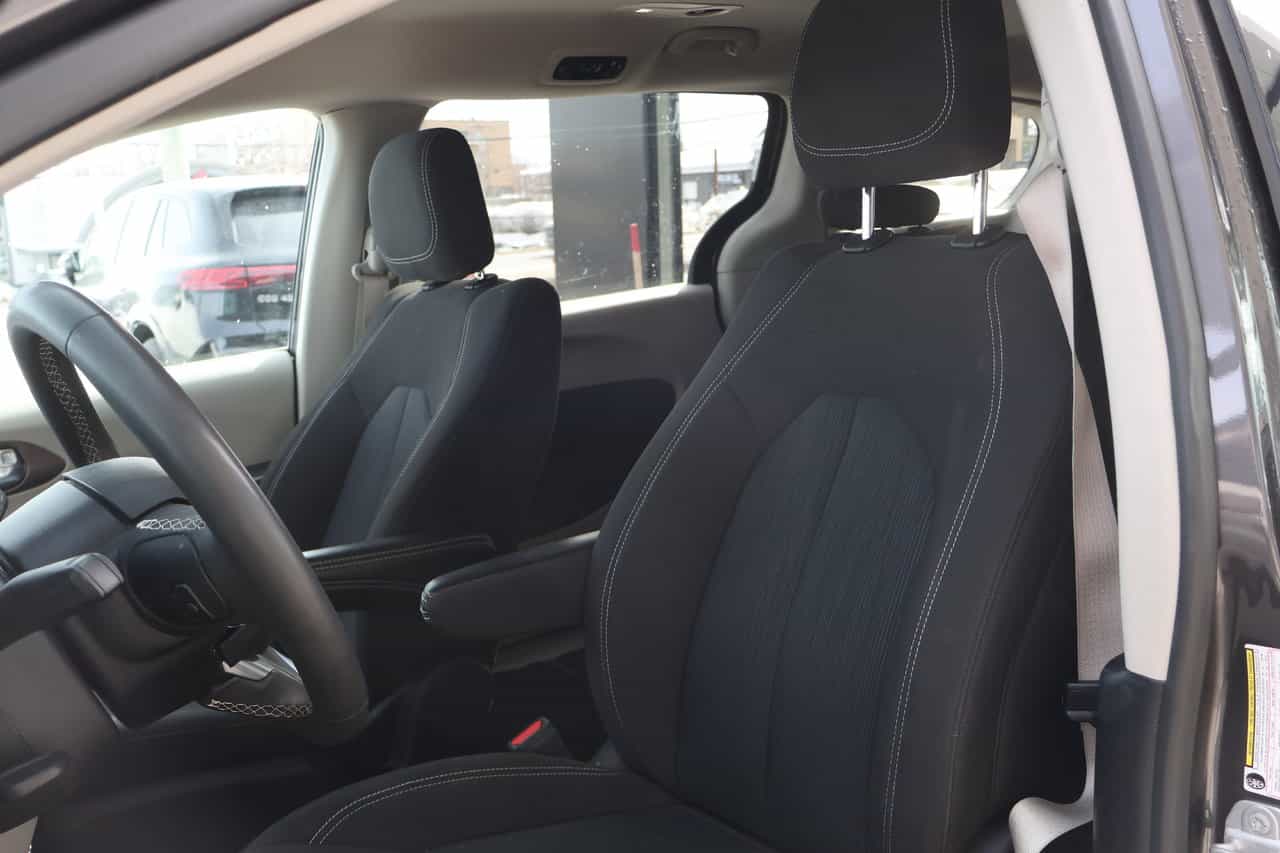 Image 3 Chrysler Grand Caravan SXT 2022