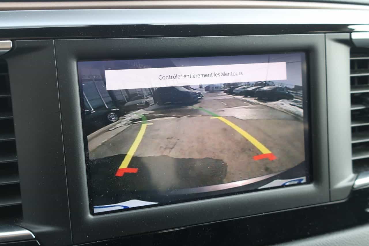 2022 Chrysler Grand Caravan SXT - Image 24