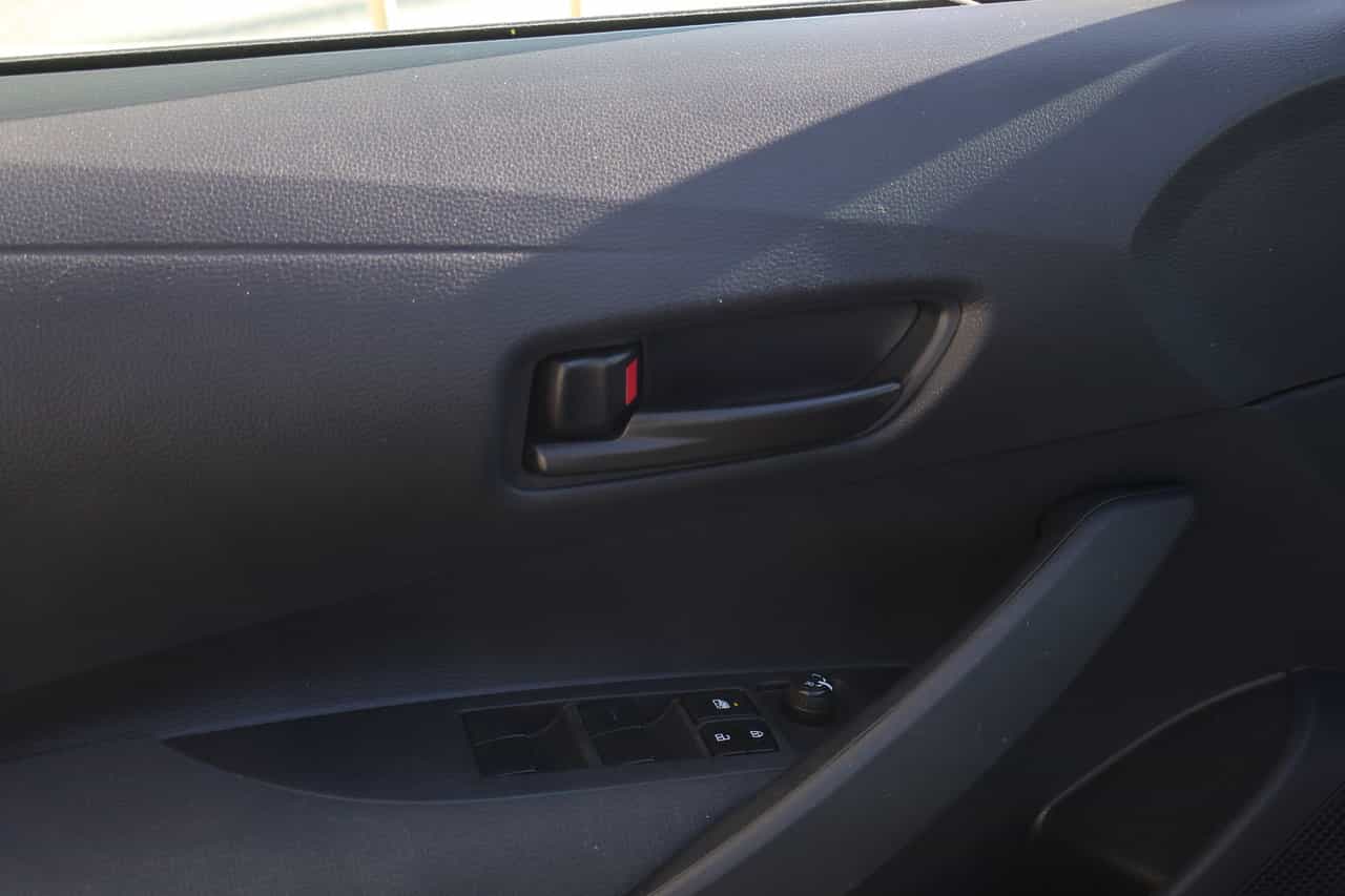 2023 Toyota Corolla Le Cvt - Image 9