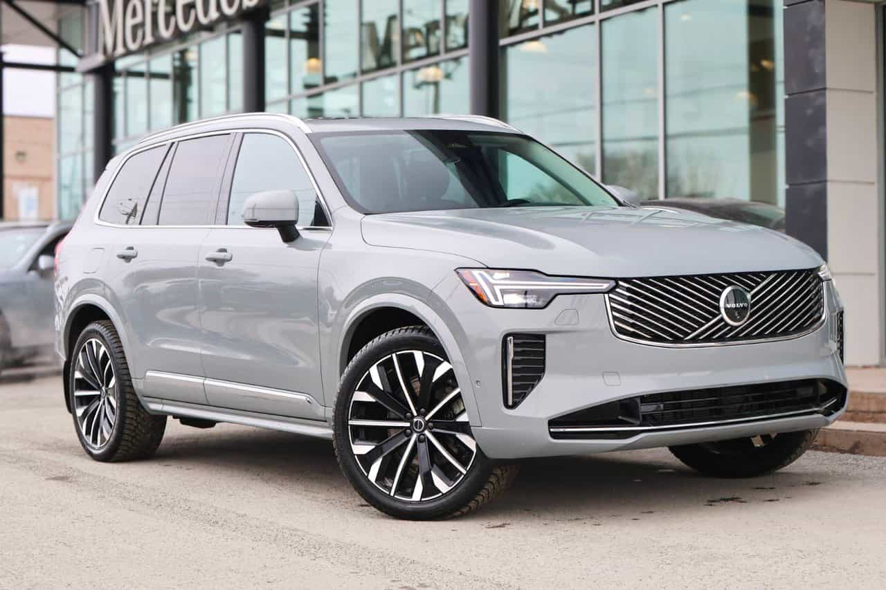 2025 Volvo XC90 B6 - Plus 2025.5 - Image 1