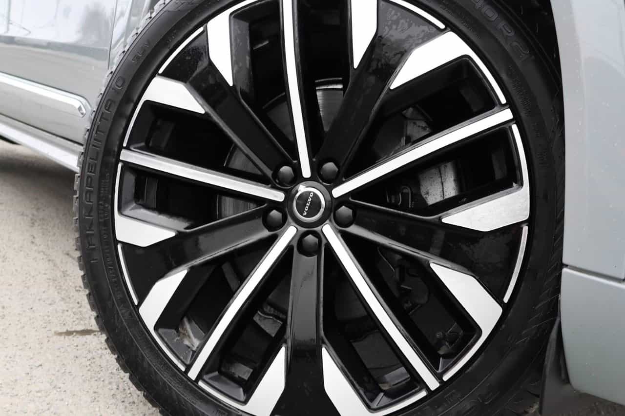 2025 Volvo XC90 B6 - Plus 2025.5 - Image 7