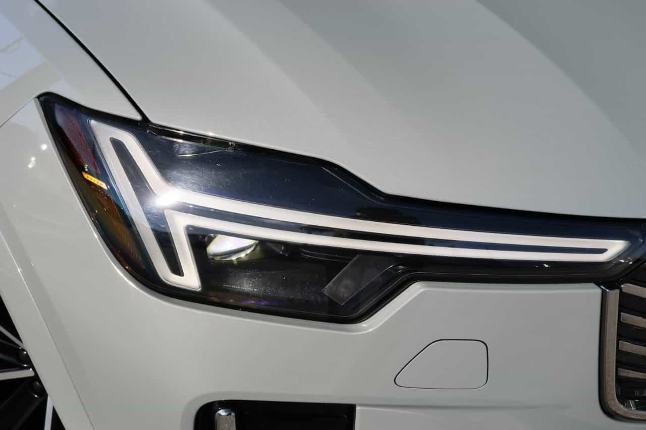 2025 Volvo XC90 B6 - Plus 2025.5 - Image 7