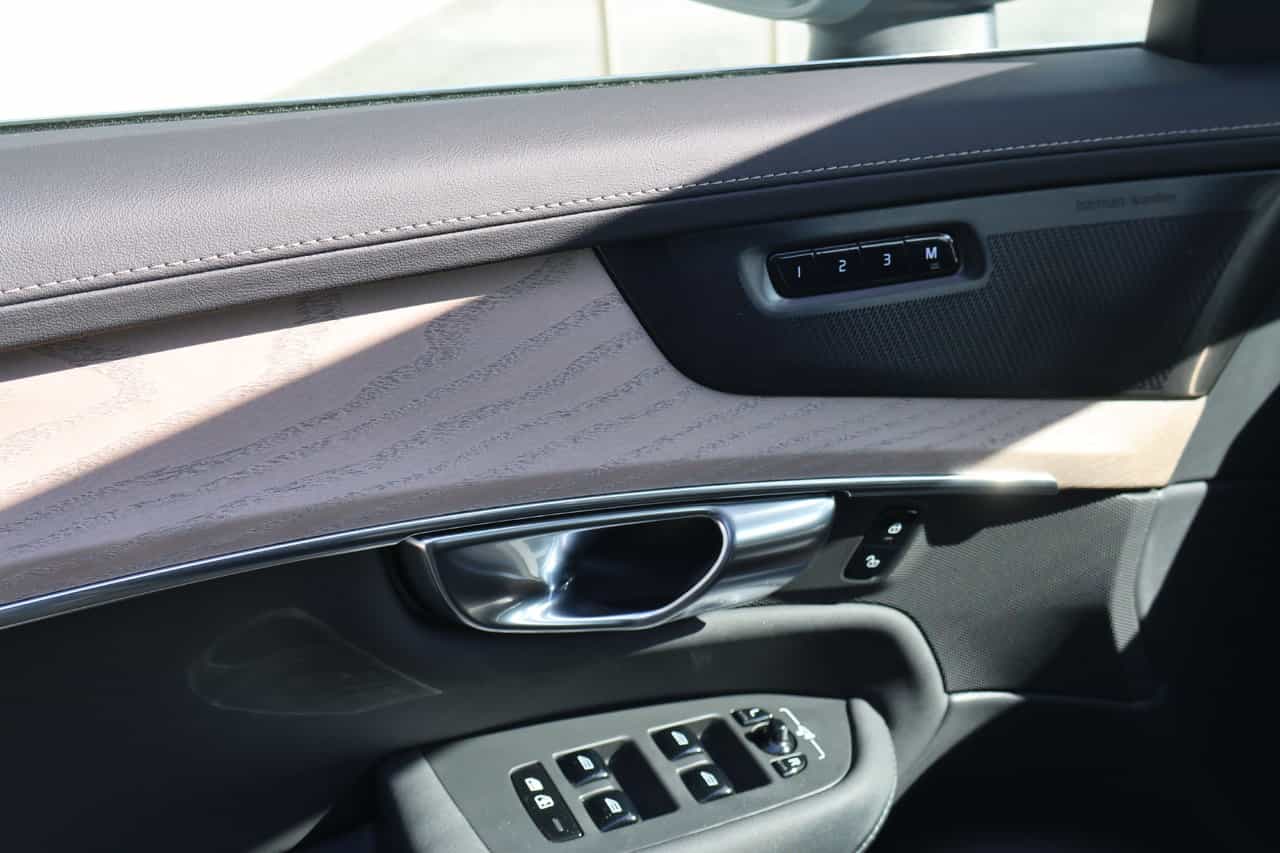 2025 Volvo XC90 B6 - Plus 2025.5 - Image 15