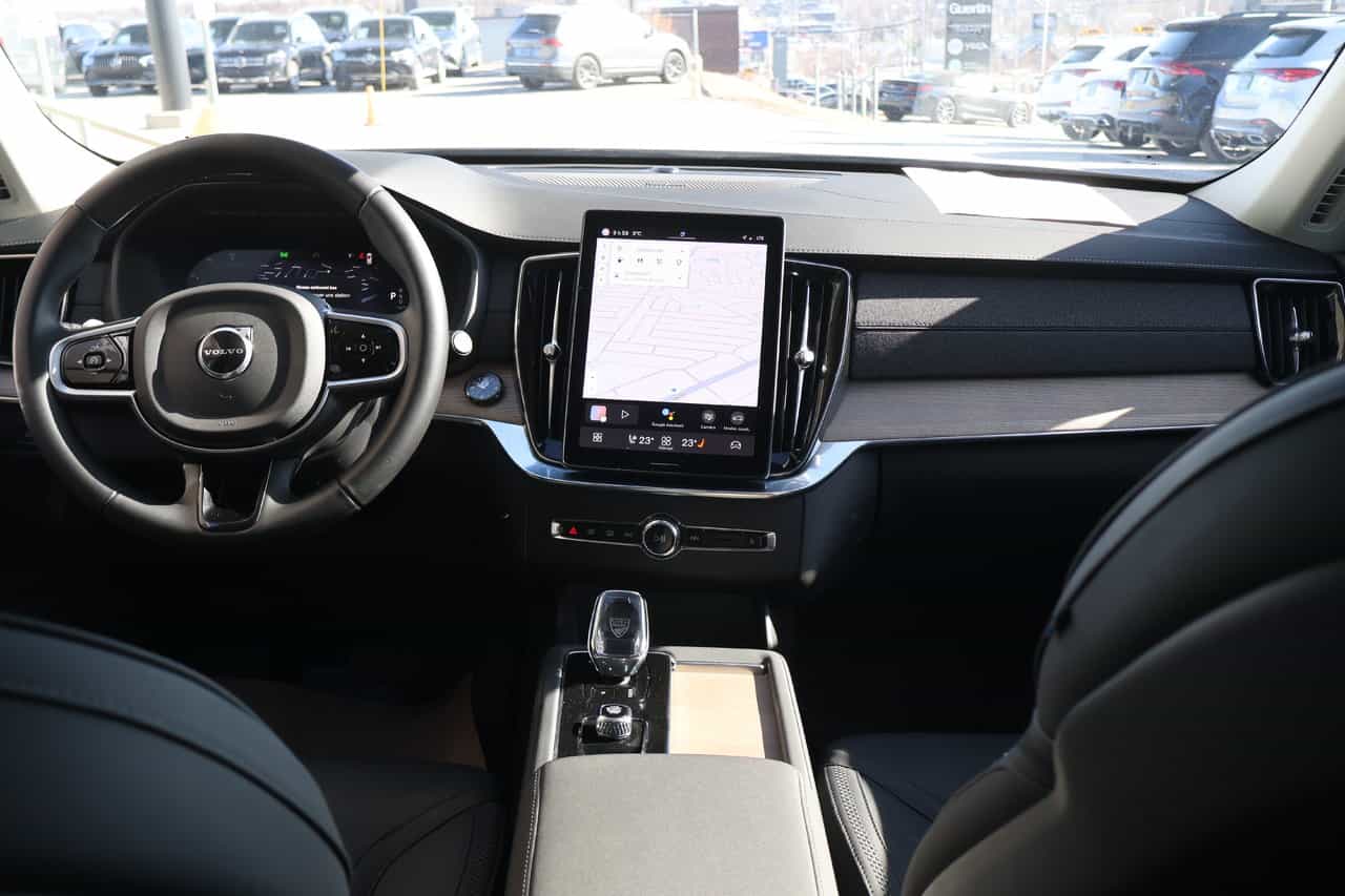 2025 Volvo XC90 B6 - Plus 2025.5 - Image 22