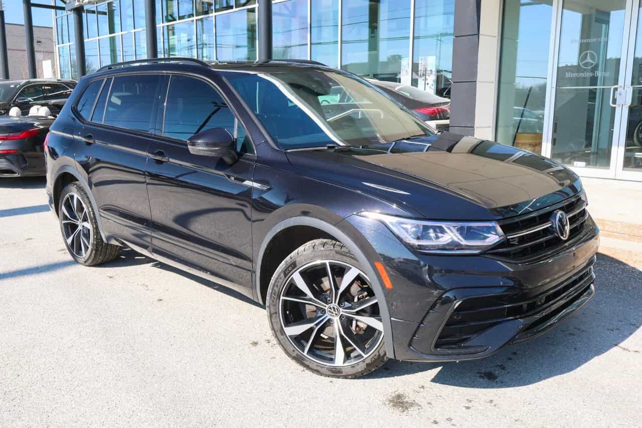 2022 Volkswagen Tiguan Highline R-Line - Image 4