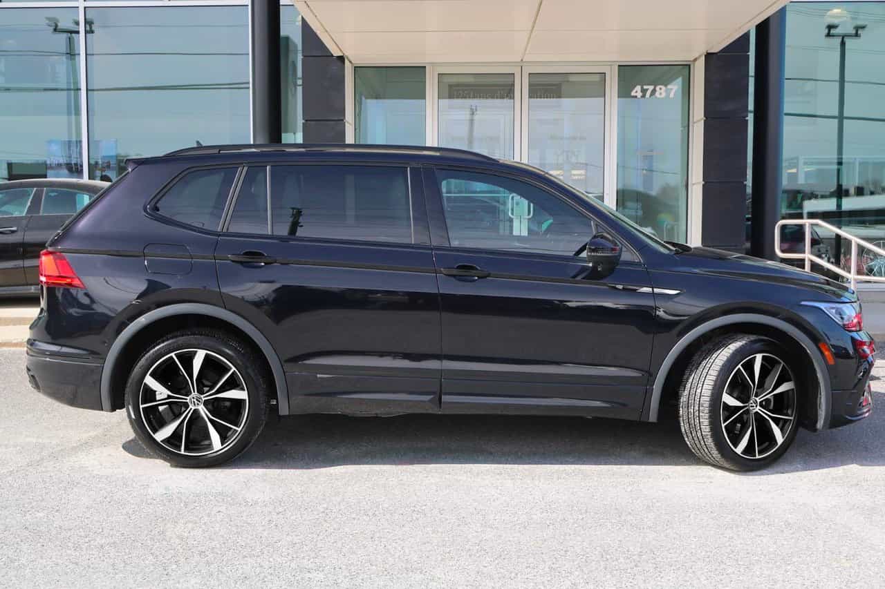2022 Volkswagen Tiguan Highline R-Line - Image 6
