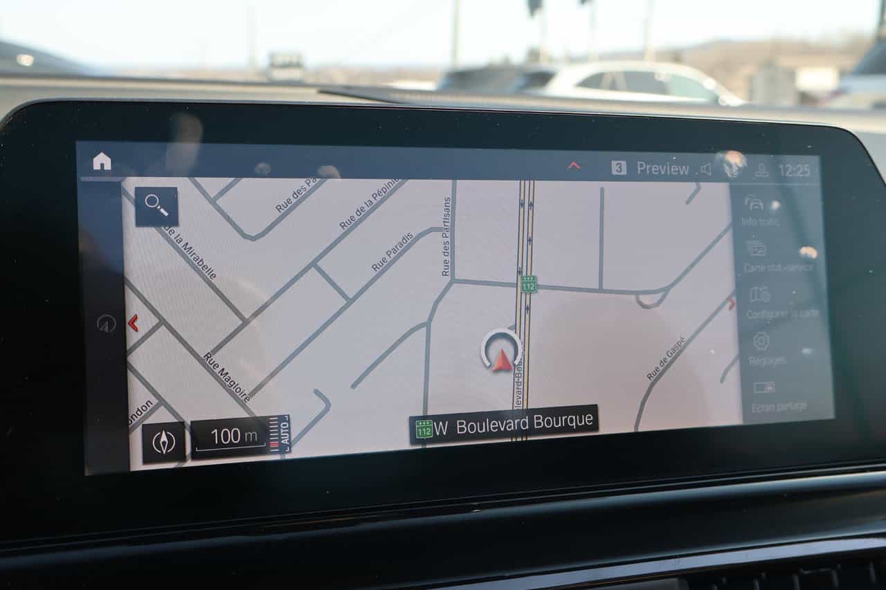 2021 BMW 8 Series M850i xDrive - Image 21