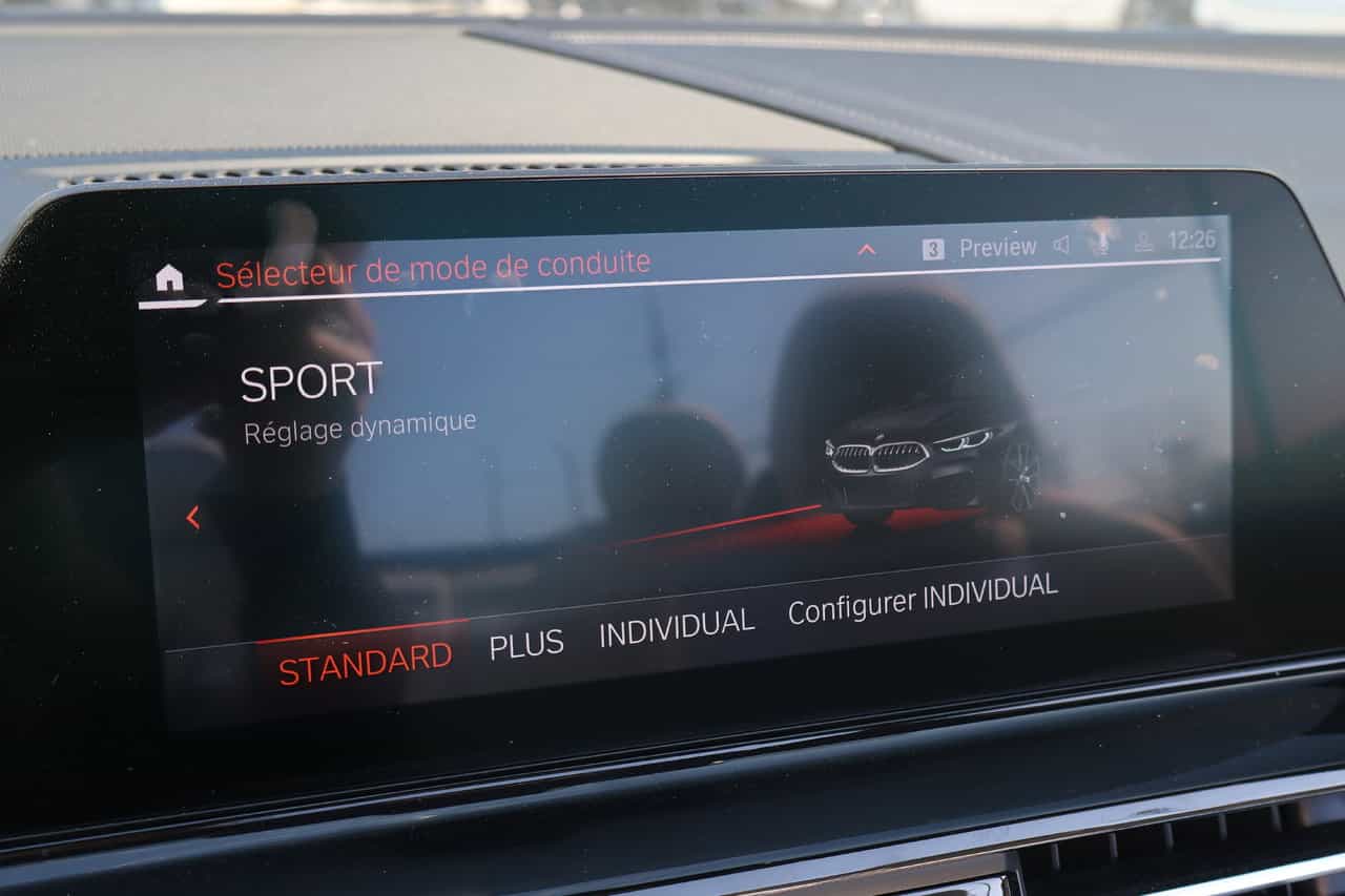 Image 23 BMW 8 Series M850i xDrive 2021