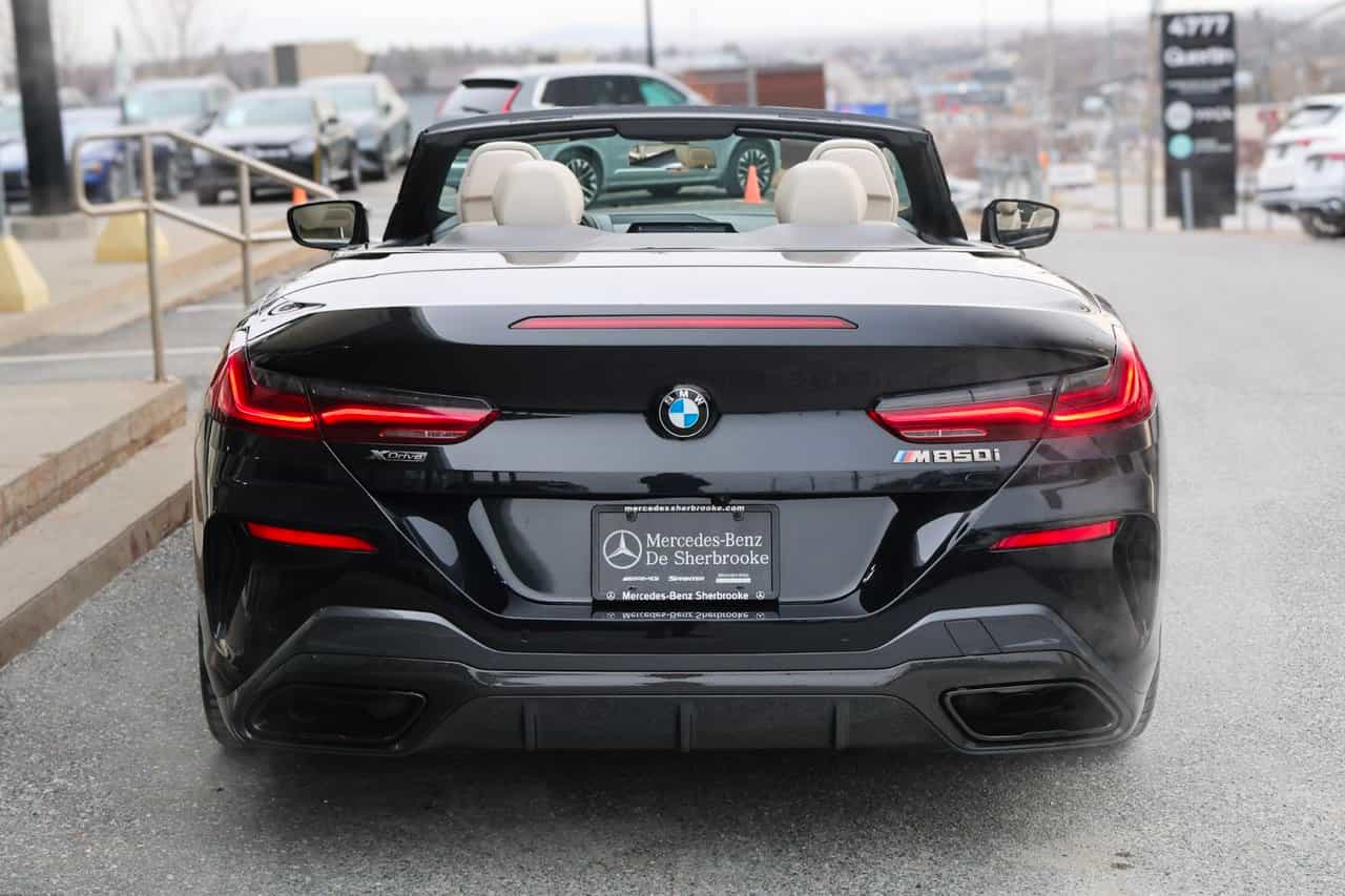 Image 11 BMW 8 Series M850i xDrive 2021