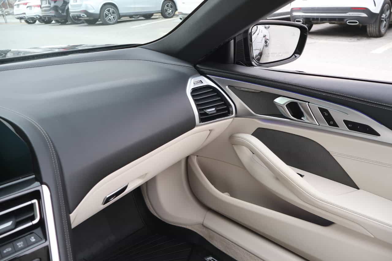 Image 21 BMW 8 Series M850i xDrive 2021