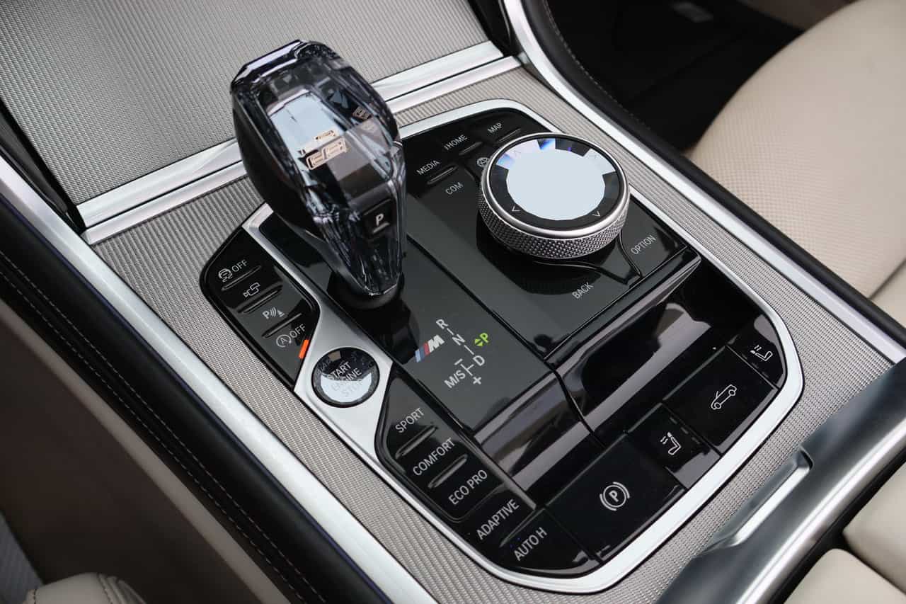 Image 28 BMW 8 Series M850i xDrive 2021