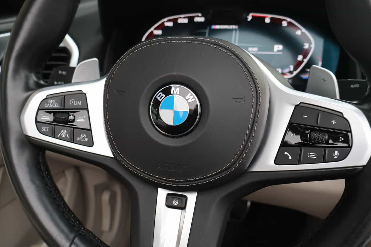 Image 30 BMW 8 Series M850i xDrive 2021