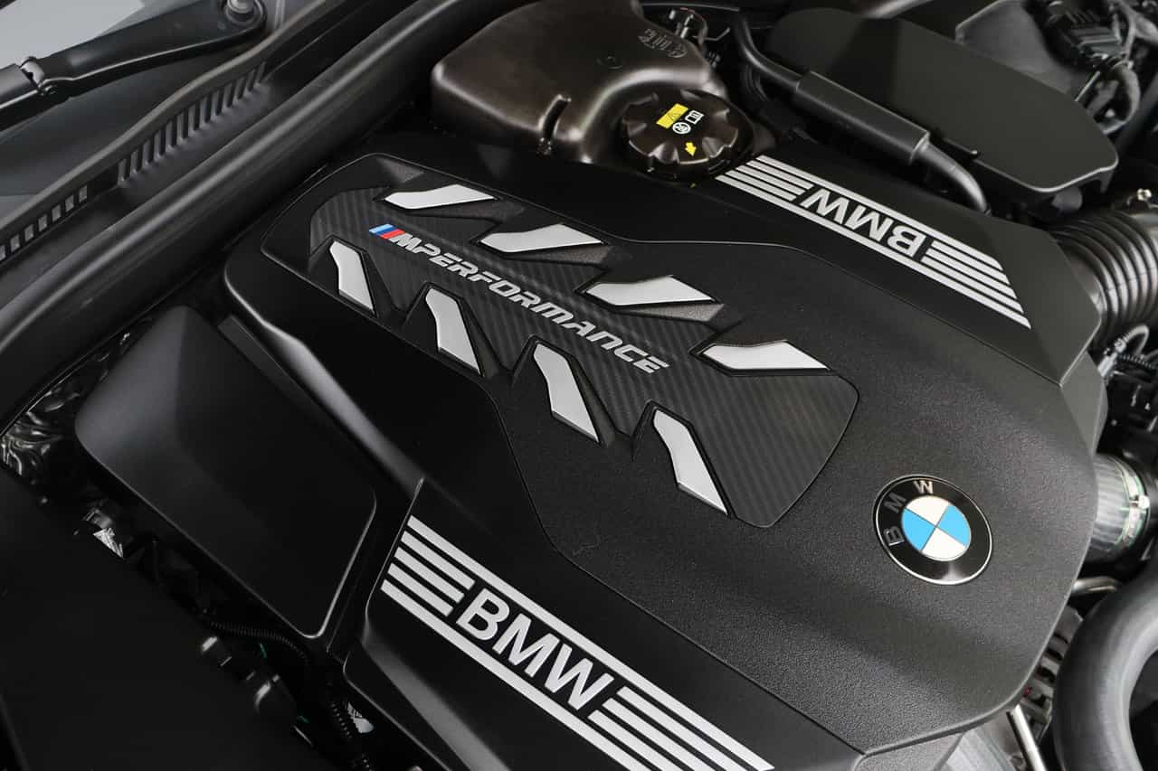 Image 33 BMW 8 Series M850i xDrive 2021