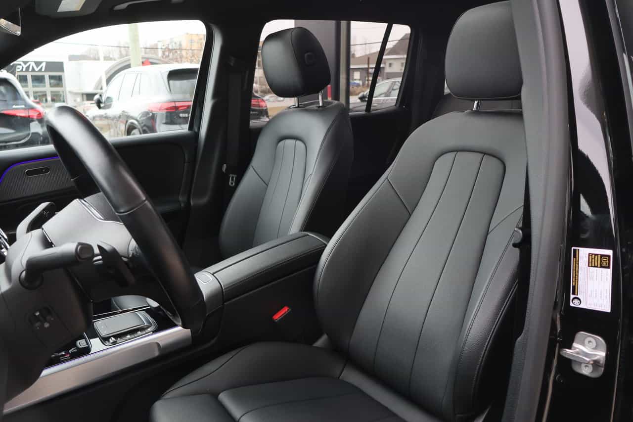 2023 Mercedes-Benz GLB GLB250 - Image 12