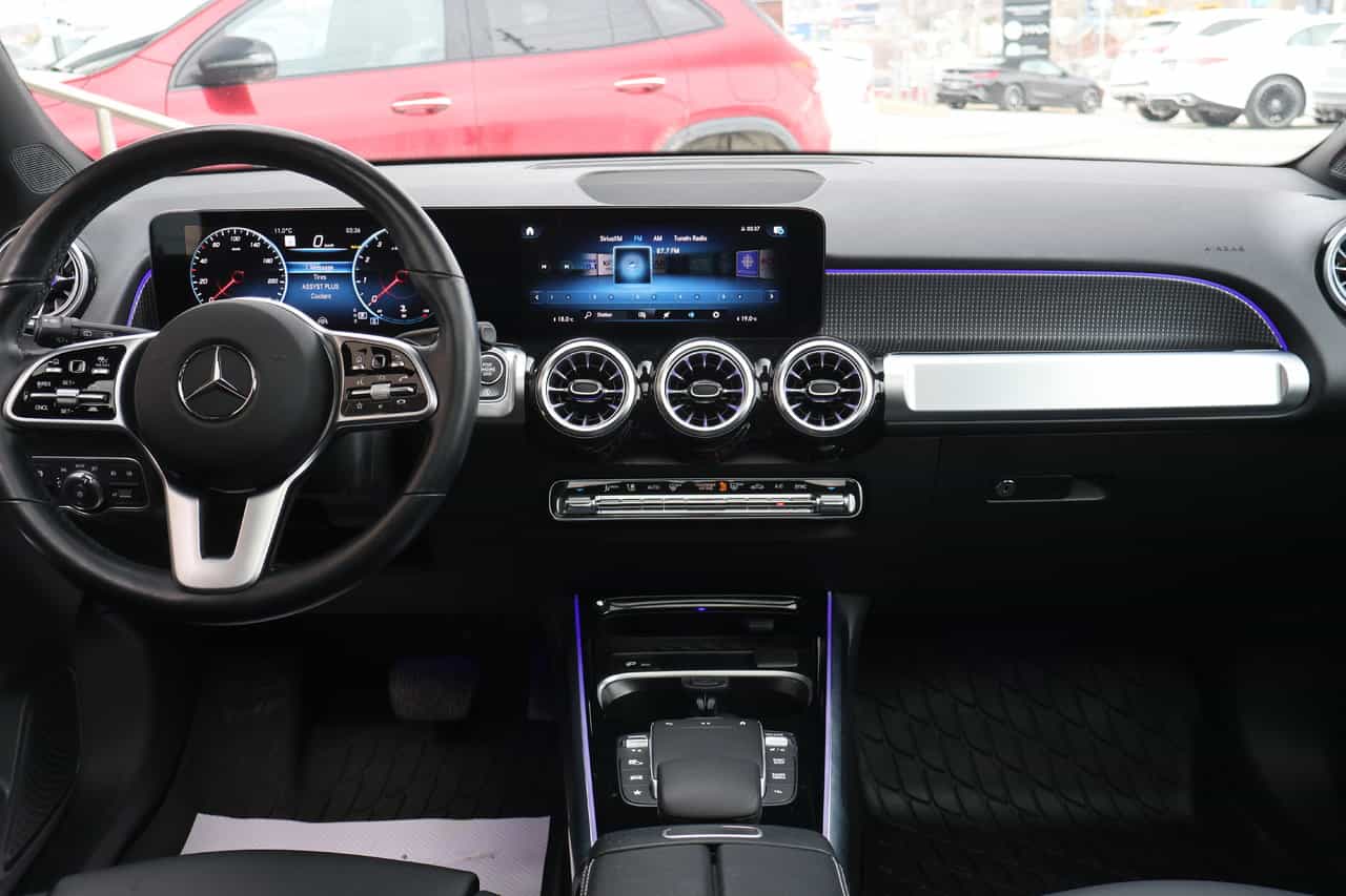 2023 Mercedes-Benz GLB GLB250 - Image 14