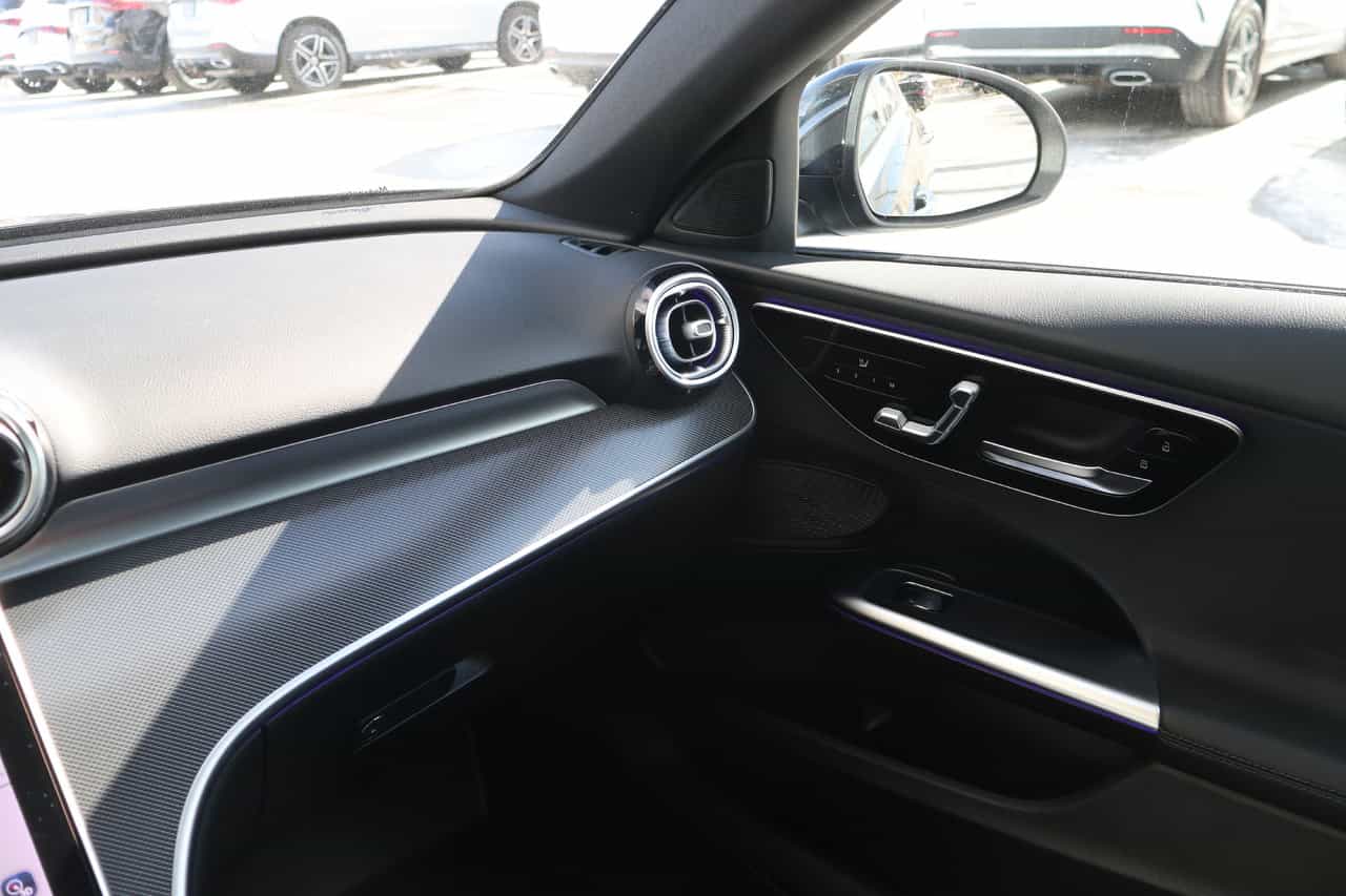 2022 Mercedes-Benz C-Class C300 - Image 15