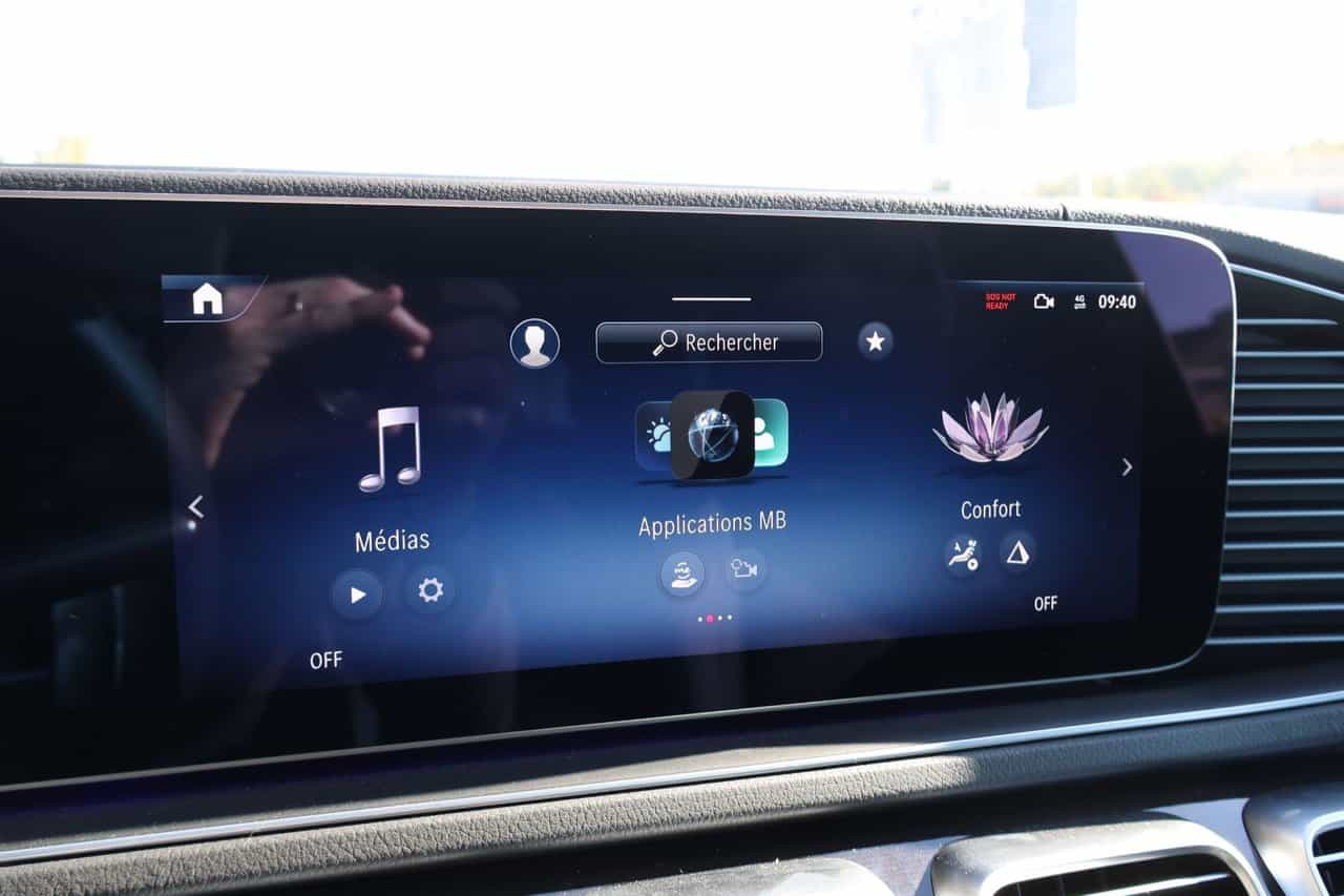 2025 Mercedes-Benz GLS GLS450 - Image 23