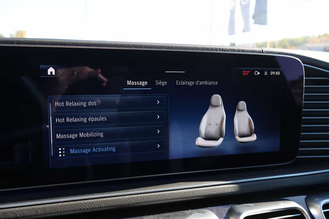 2025 Mercedes-Benz GLS GLS450 - Image 24