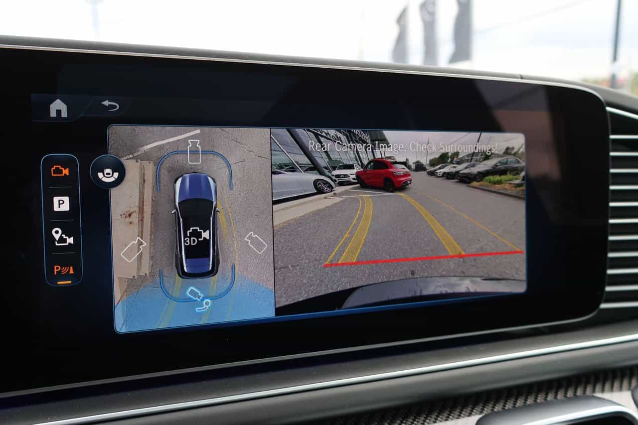 2025 Mercedes-Benz GLE-Class GLE63S AMG - Image 33