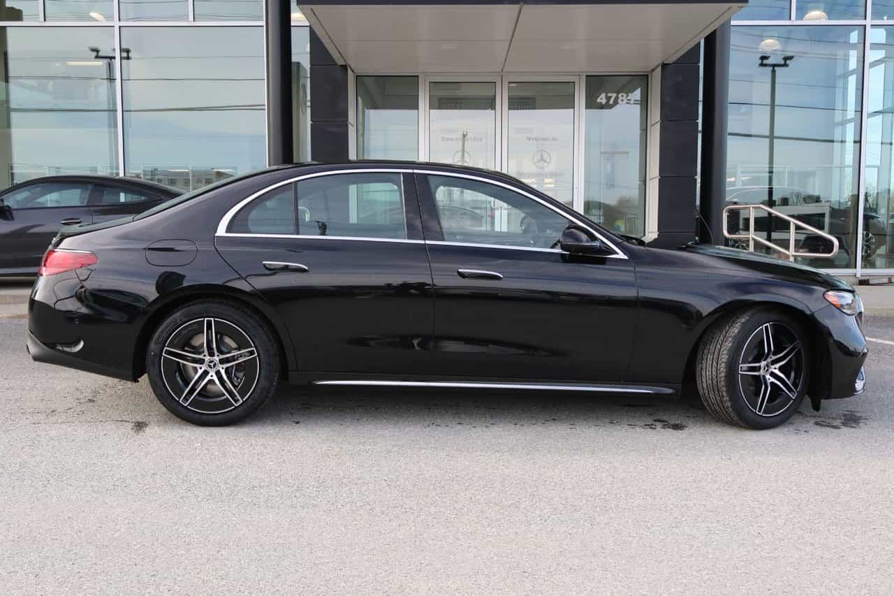 Image 7 Mercedes-Benz E-Class E450 2025