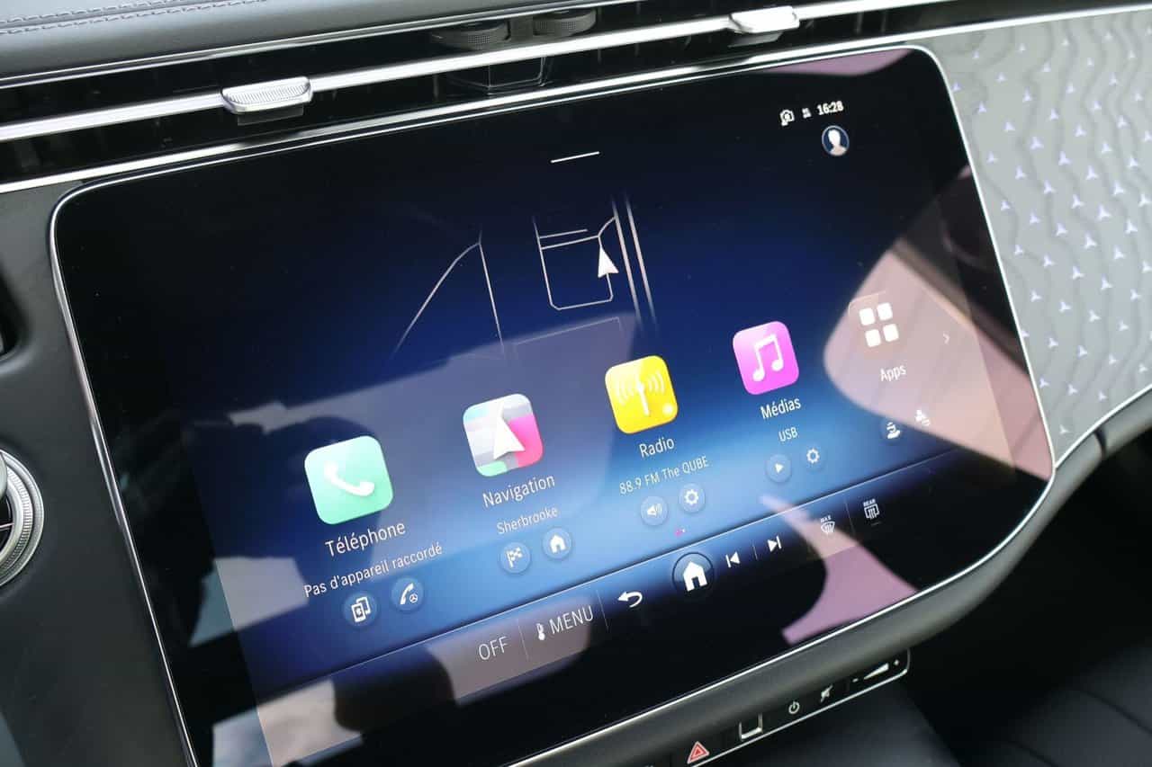 Image 21 Mercedes-Benz E-Class E450 2025