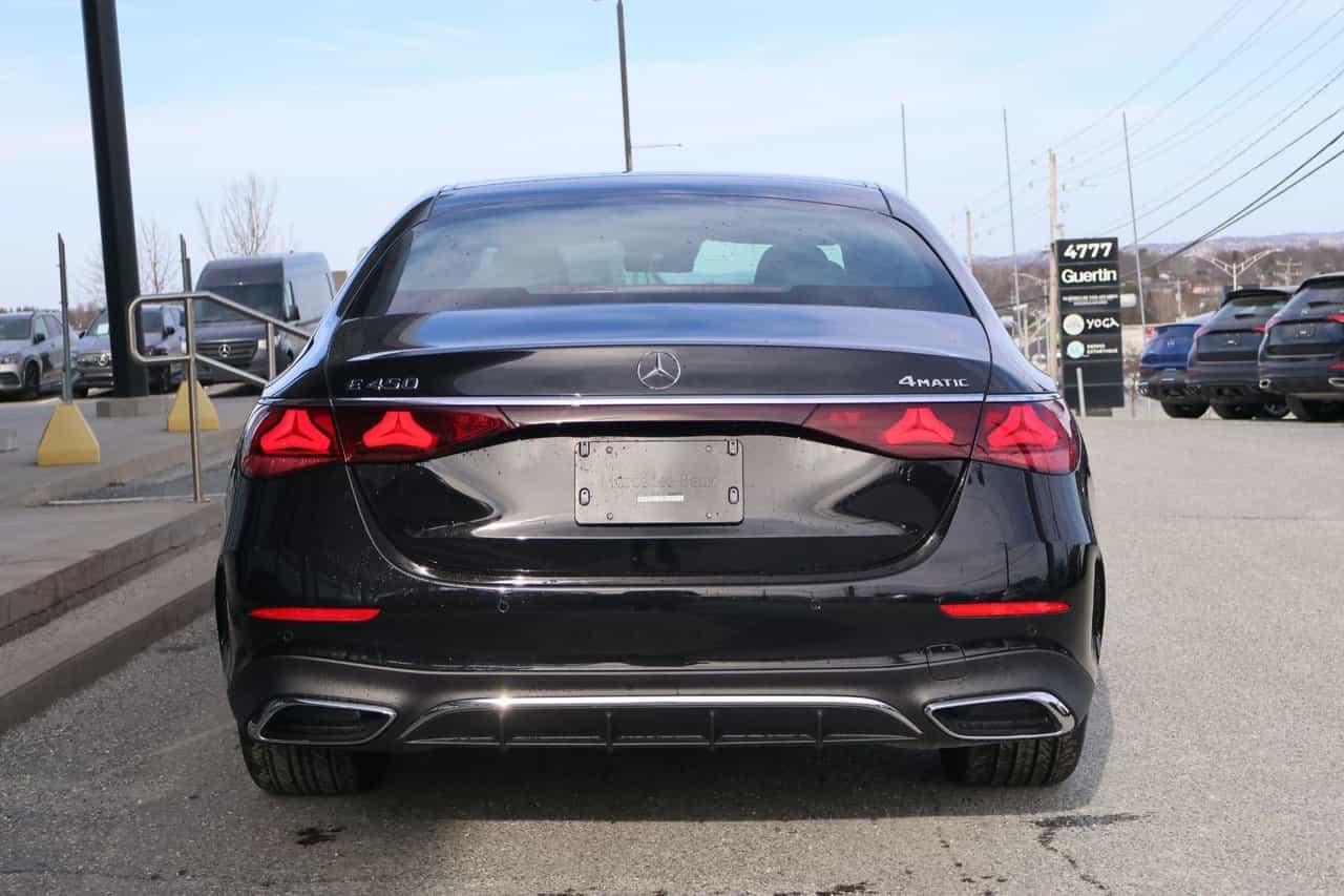 2025 Mercedes-Benz E-Class E450 - Image 9