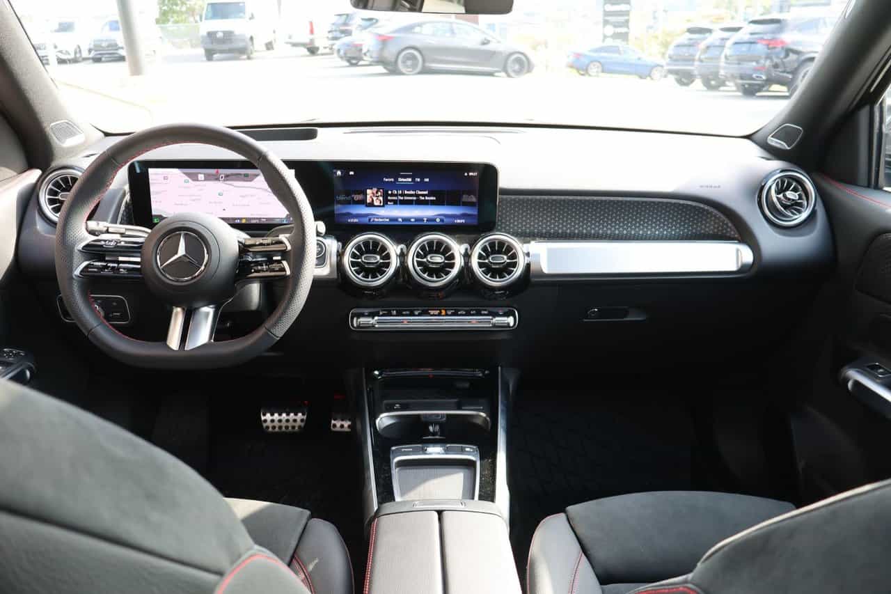 Image 14 Mercedes-Benz GLB GLB250 2025