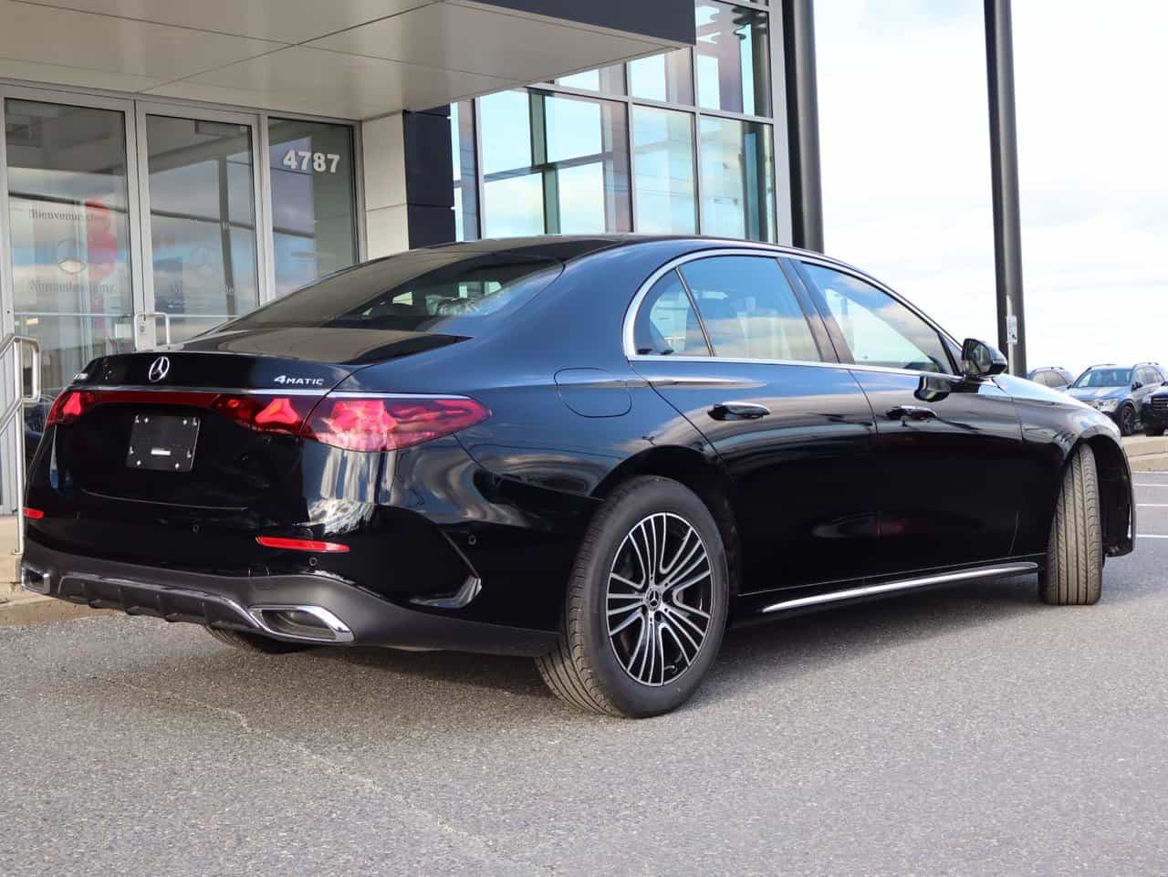 Image 6 Mercedes-Benz E-Class E350 2025