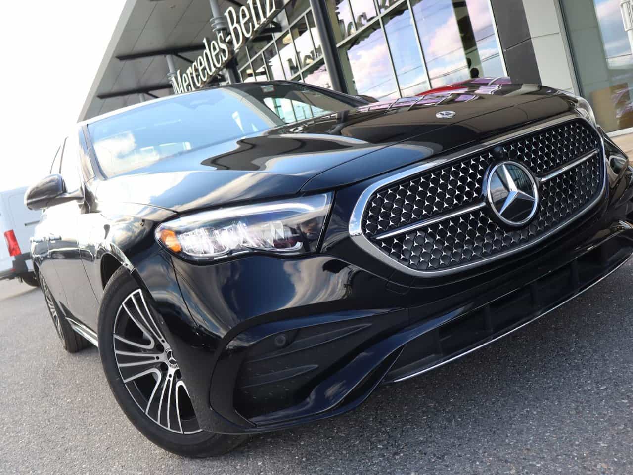 Image 4 Mercedes-Benz E-Class E350 2025