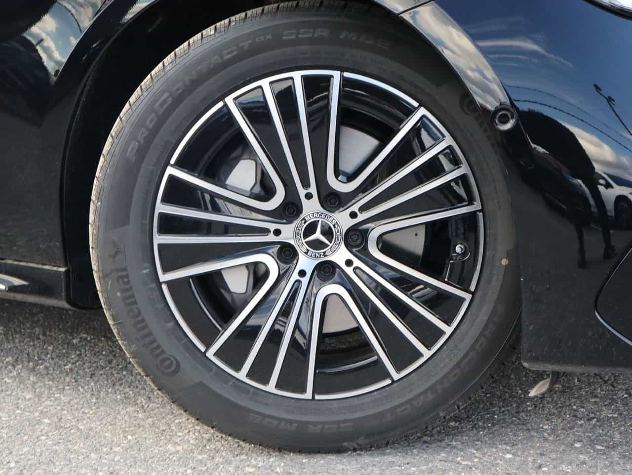 Image 5 Mercedes-Benz E-Class E350 2025